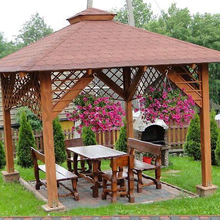 Pokoje Goscinne Helena Bukowina Tatrzańska Exterior foto